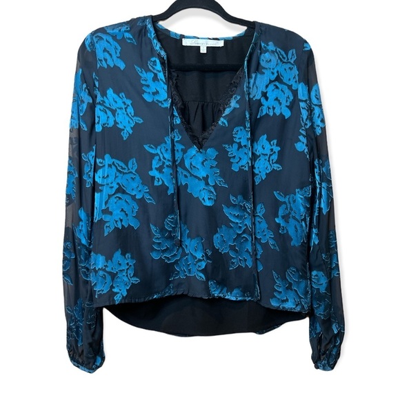 Lovers + Friends Lace Trim Floral Top Size S - Picture 3 of 6